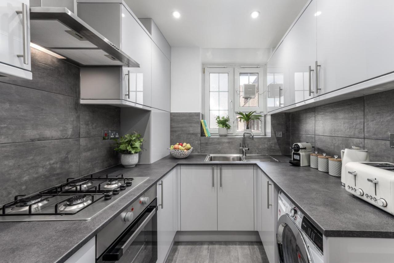 Cosy 4-Bedroom Apartment Next To Borough London Exterior photo