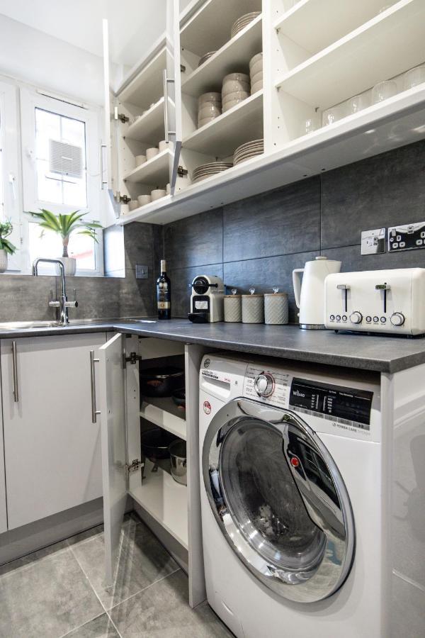Cosy 4-Bedroom Apartment Next To Borough London Exterior photo