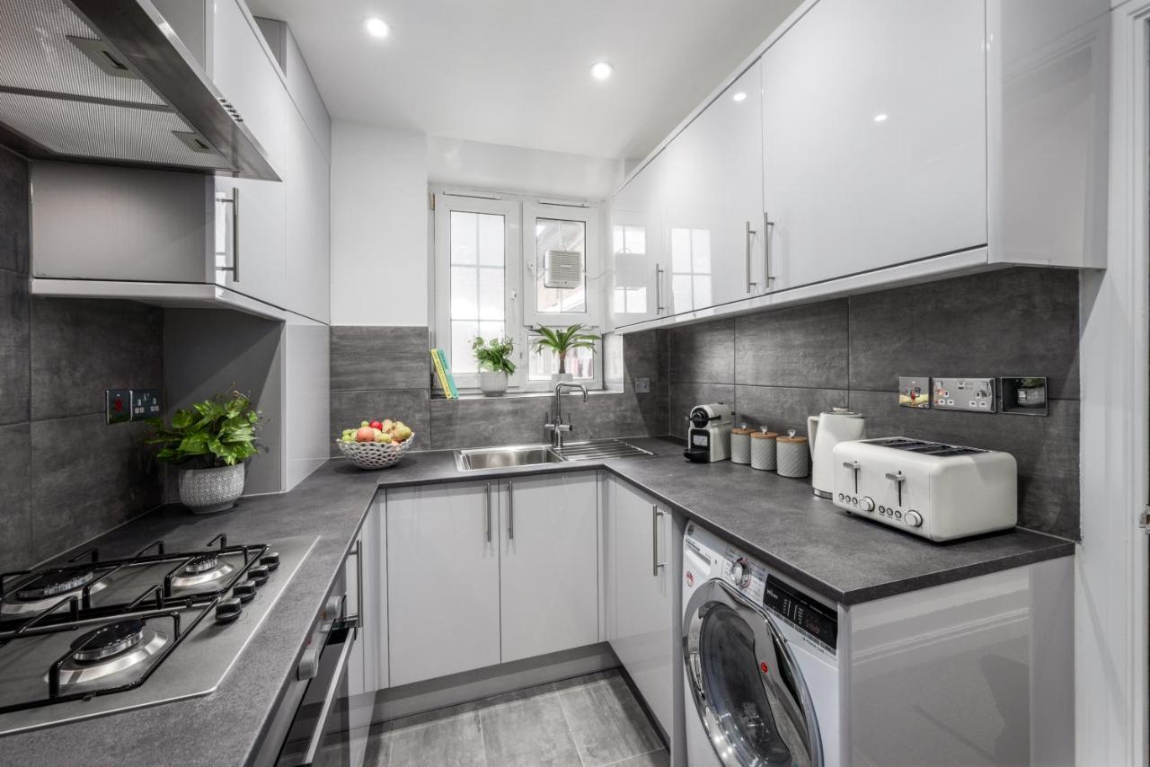 Cosy 4-Bedroom Apartment Next To Borough London Exterior photo